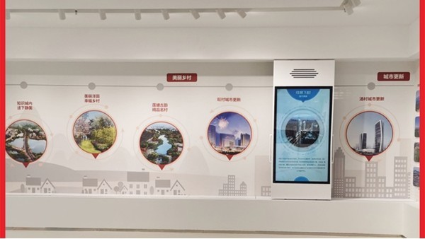 揭秘！多屏聯(lián)動滑軌屏的實現(xiàn)原理大公開