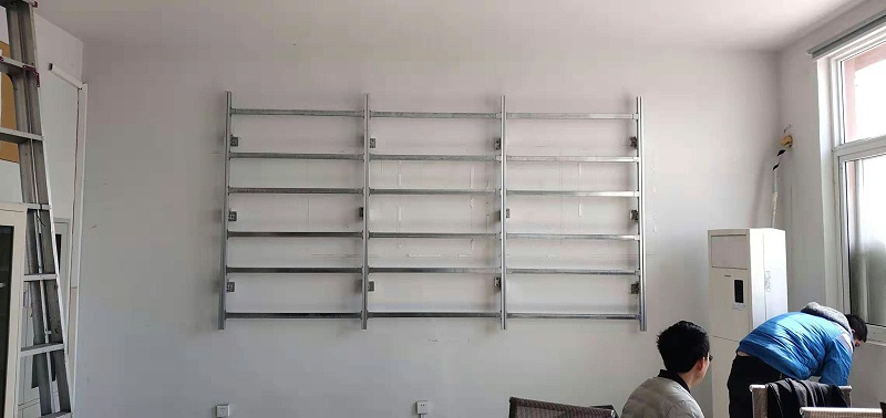 河南省沁潤澤環(huán)?？萍脊煞萦邢薰?9寸3X3液晶拼接